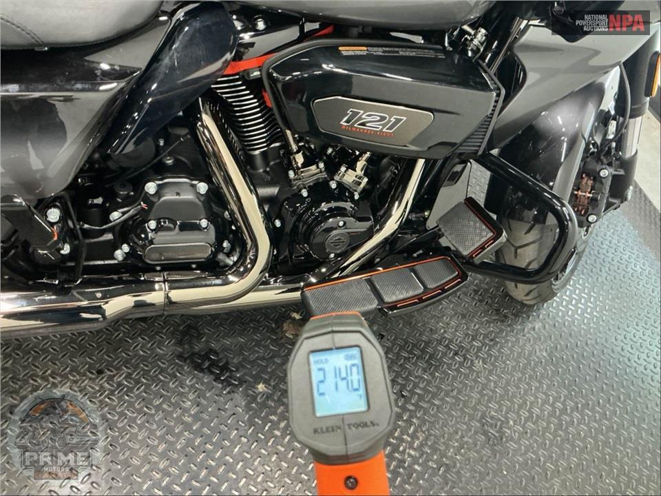 2025 Harley-Davidson FLTRXSE CVO ROAD GLIDE — фото 8