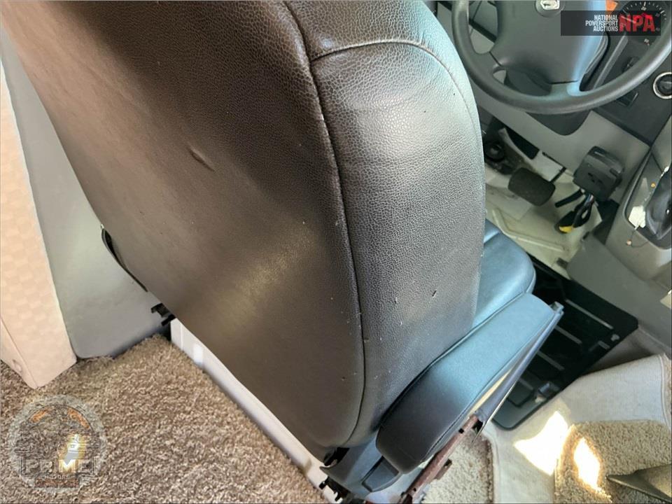 2008 Winnebago M-24H-DODGE SPRINTER DIESEL - VIEW SERIES — фото 22