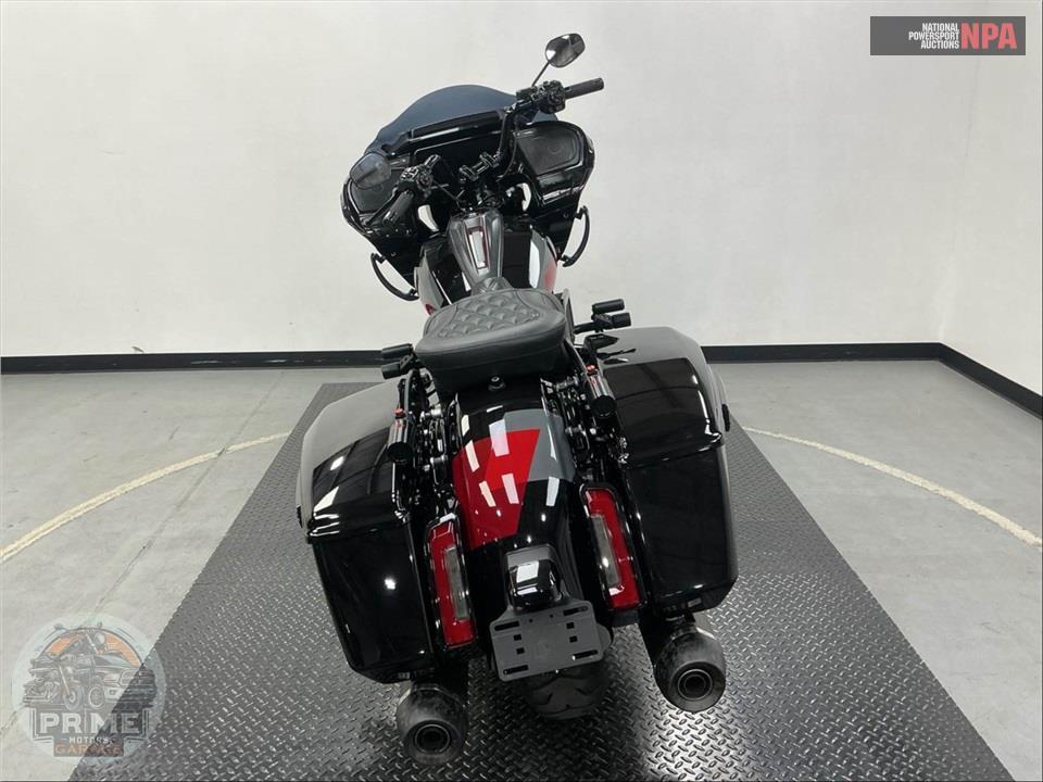 2025 Harley-Davidson FLTRXSTSE CVO ROAD GLIDE ST — фото 4