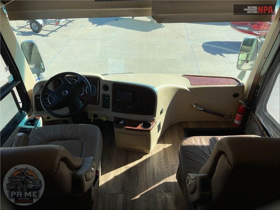 2017 Entegra Coach M-44B CUMMINS - INSIGNIA SERIES — фото 13