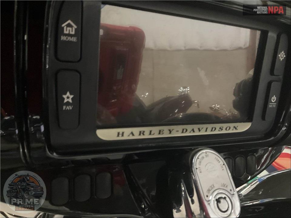 2015 Harley-Davidson FLHXS STREET GLIDE SPECIAL — фото 32
