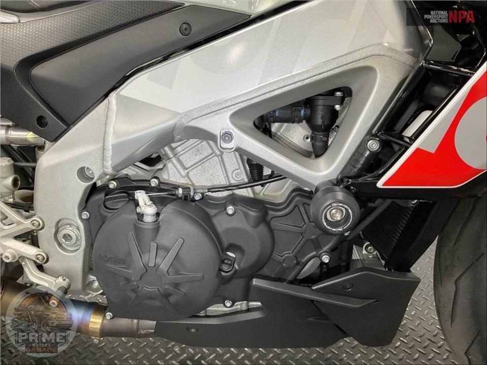 2024 Aprilia TUONO V4 FACTORY 1100 — фото 6