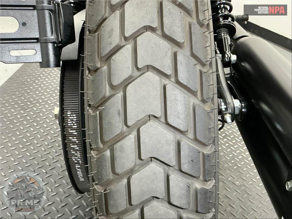 2022 Indian Motorcycle SCOUT BOBBER (ABS, SMOKE COLOR) — фото 21