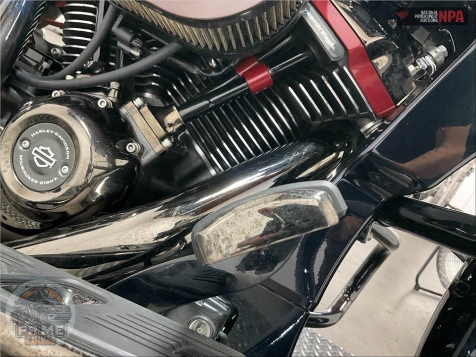 2022 Harley-Davidson FLTRXSE CVO ROAD GLIDE — фото 15
