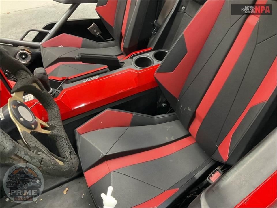 2015 Polaris SLINGSHOT SL — фото 14