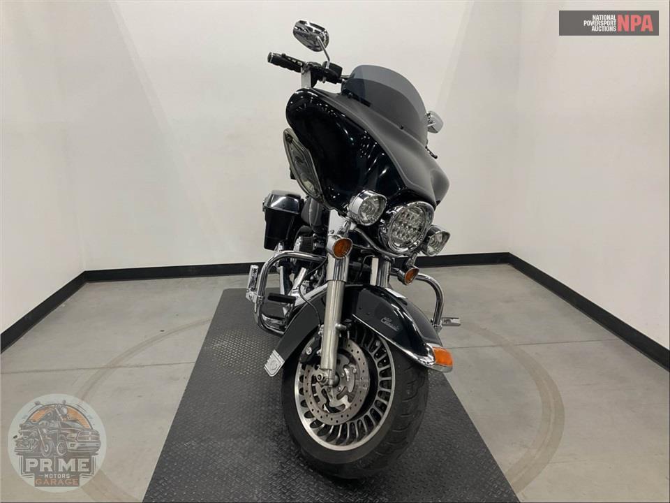 2013 Harley-Davidson FLHTC ELECTRA GLIDE CLSC — фото 2