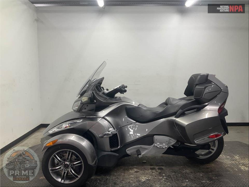 2012 Can-Am SPYDER RT-S SE5 — фото 3
