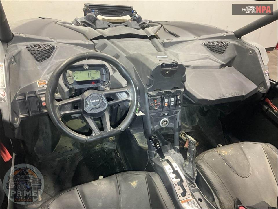 2022 Can-Am MAVERICK X3 DS TURBO (DESERT TAN & CARBON BLACK) — фото 4