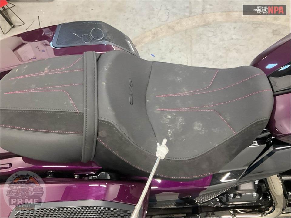 2025 Harley-Davidson FLTRXSE CVO ROAD GLIDE — фото 24