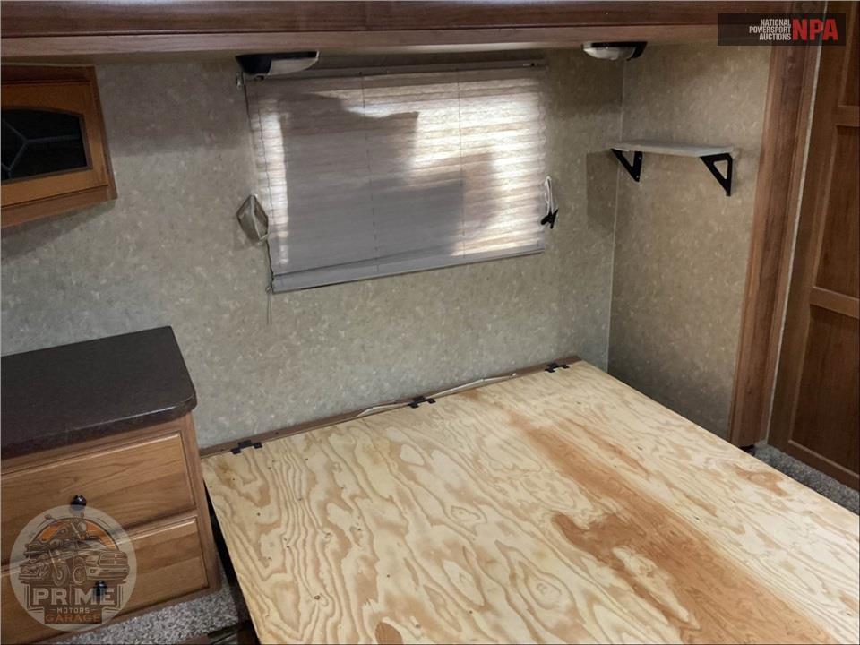 2014 Crossroads Rv M-34 RE - SUNSET TRAIL RESERVE FIFTH WHEEL SERIES — фото 13