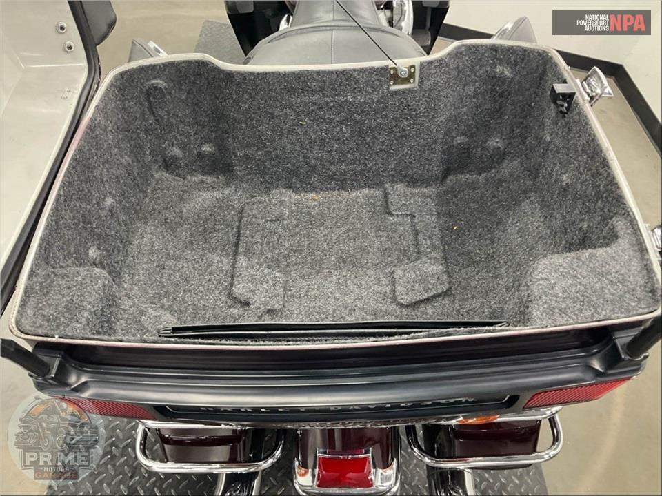 2005 Harley-Davidson FLHTCUI ULTRA CLASSIC ELECTRA GLIDE — фото 24