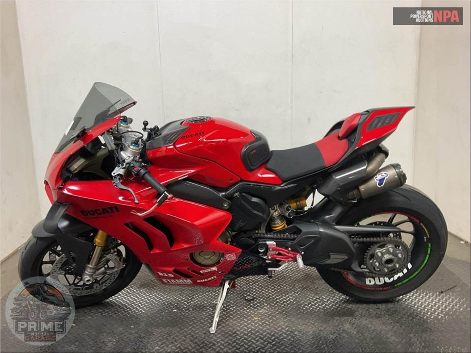 2023 Ducati PANIGALE V4 S — фото 3