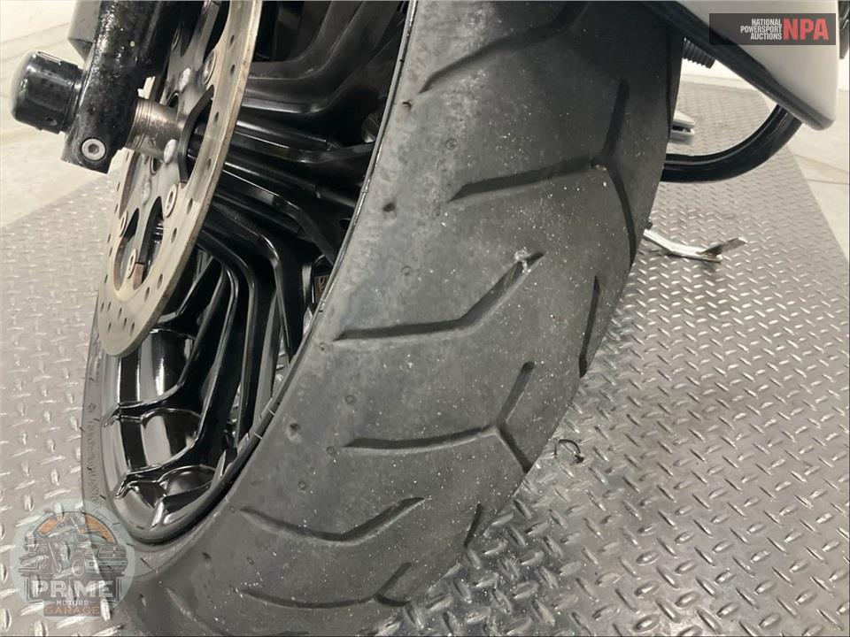 2019 Harley-Davidson FLTRXS ROAD GLIDE SPECIAL — фото 21