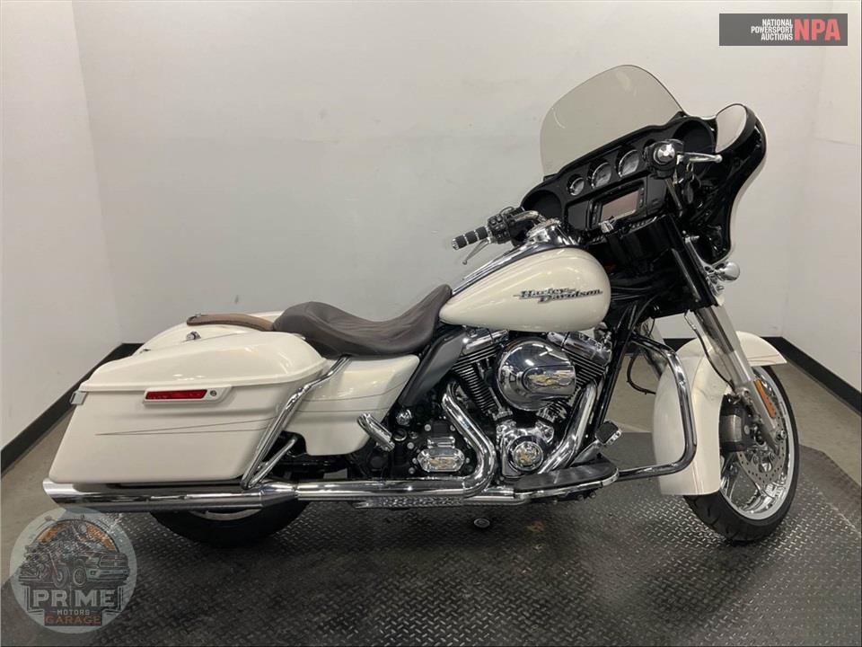 2015 Harley-Davidson FLHXS STREET GLIDE SPECIAL — фото 1