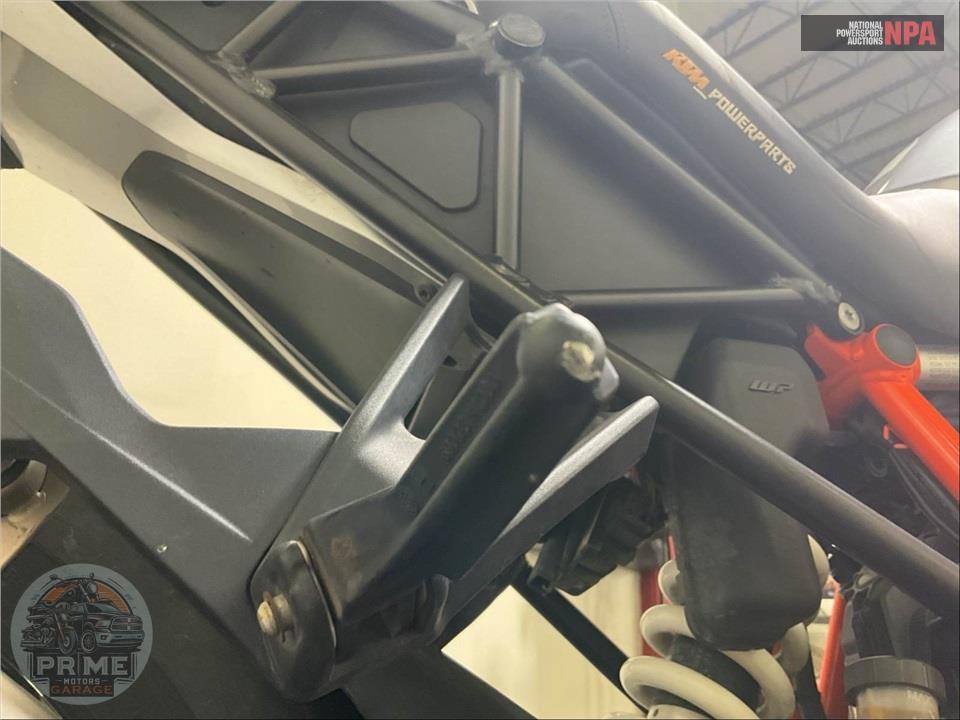 2016 Ktm 1290 SUPER DUKE GT — фото 29