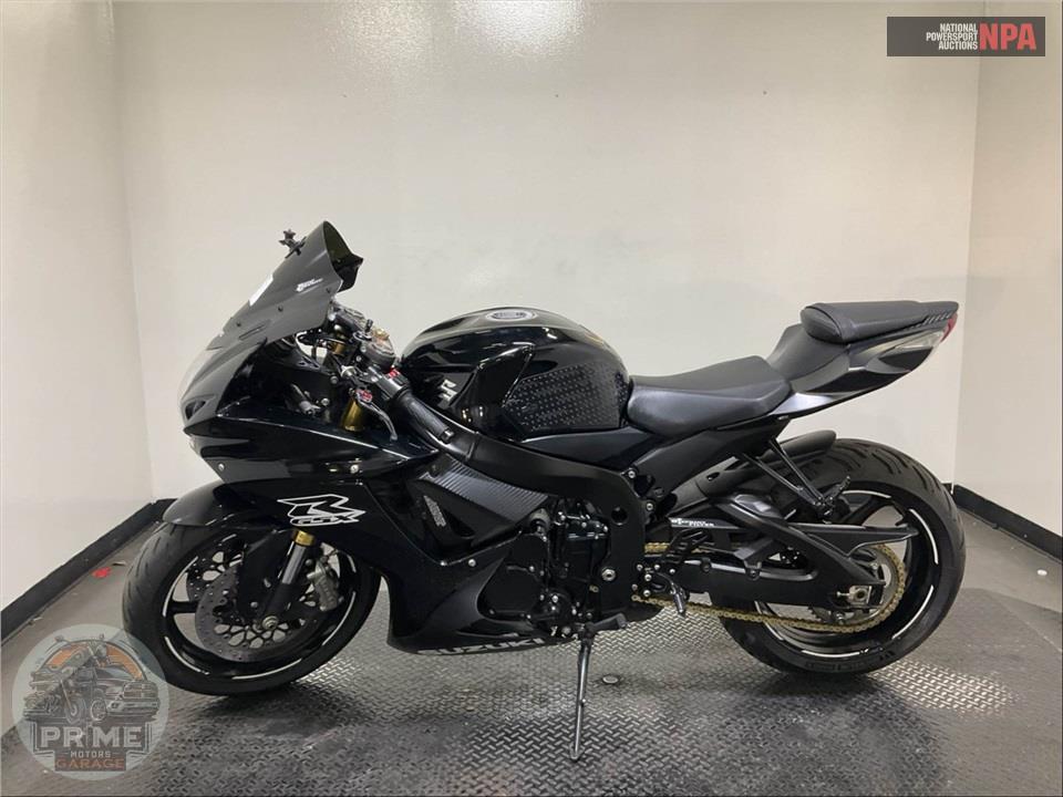2020 Suzuki GSX-R750M0 — фото 3