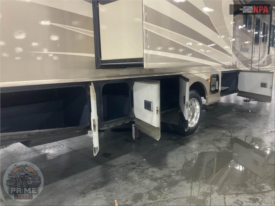 2009 Bounder M-35H FORD 362HP — фото 52