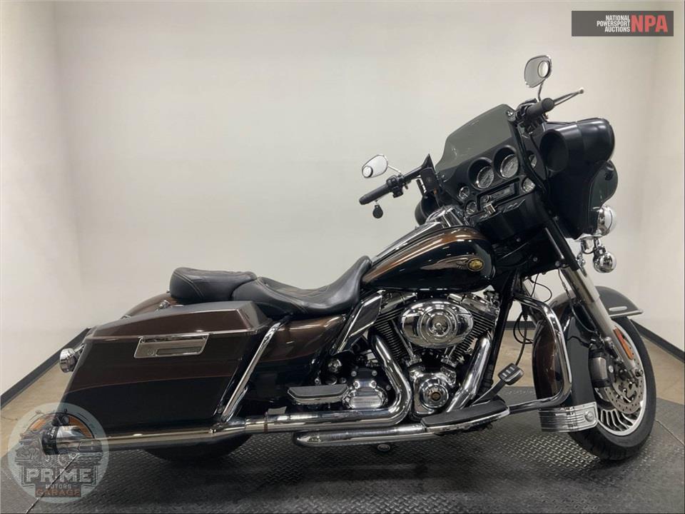 2013 Harley-Davidson FLHTK EL GLIDE UL LI ANN — фото 1