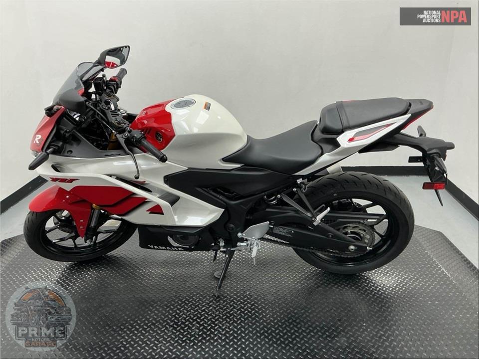 2026 Yamaha YZF-R3 — фото 3