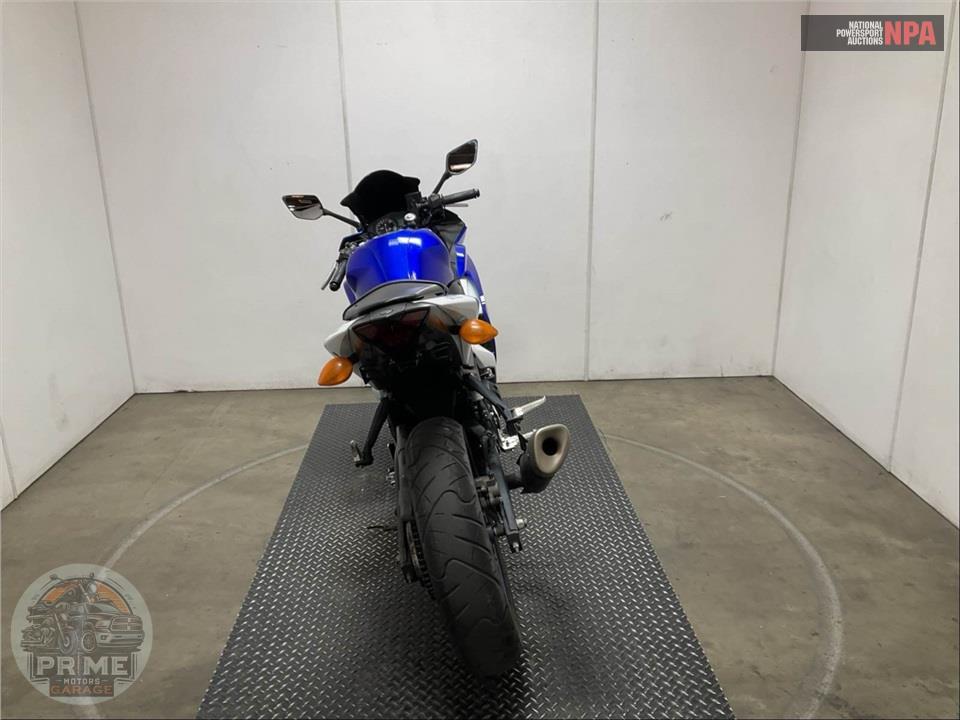 2016 Yamaha YZF-R3 — фото 4