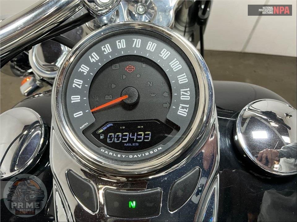 2019 Harley-Davidson FLDE DELUXE — фото 5