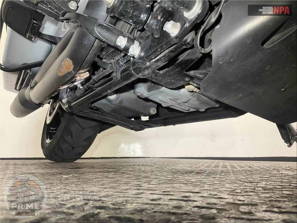 2023 Harley-Davidson FLTRK ROAD GLIDE LIMITED — фото 13