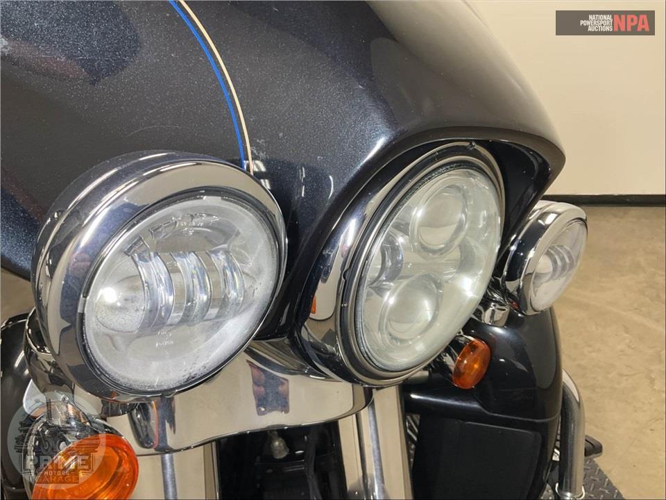 2014 Harley-Davidson FLHTCU ULTRA CLASSIC ELECTRA GLIDE — фото 34