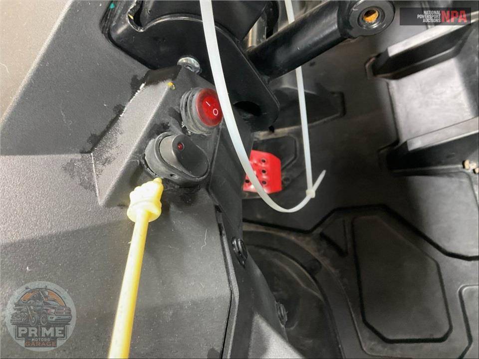 2023 Polaris RZR 200 EFI — фото 12