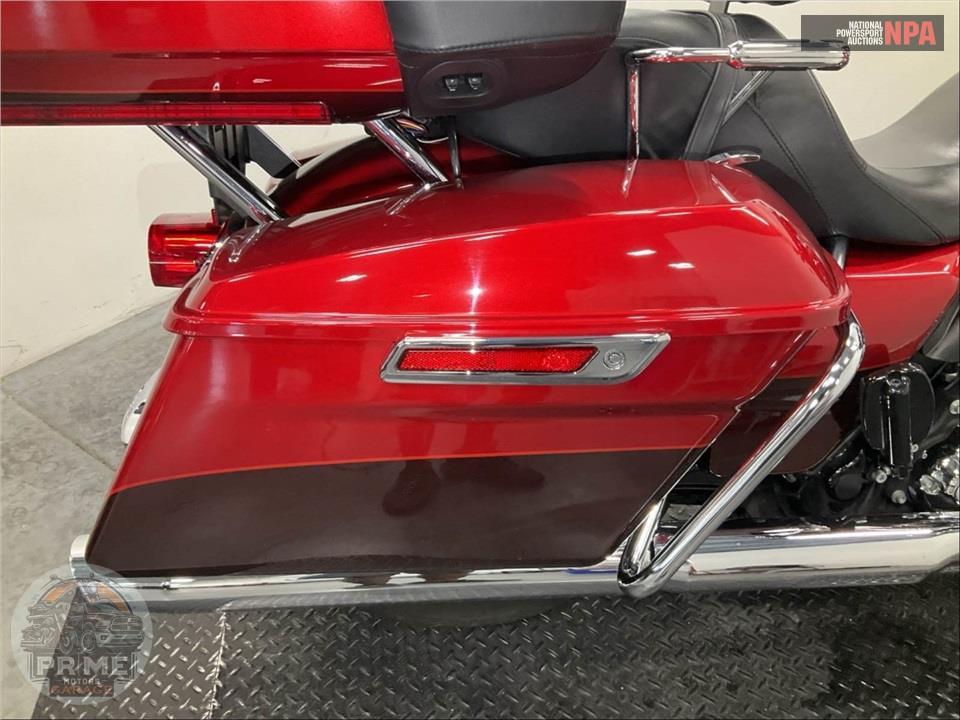 2018 Harley-Davidson FLHTKL ULTRA LIMITED LOW — фото 17