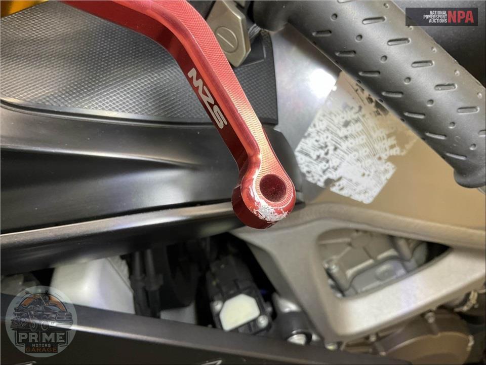 2014 Aprilia RSV4 FACTORY APRC — фото 24