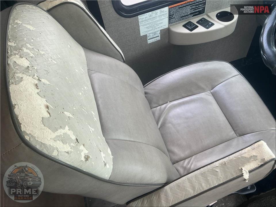 2019 Winnebago M-26M FORD - INTENT SERIES — фото 14