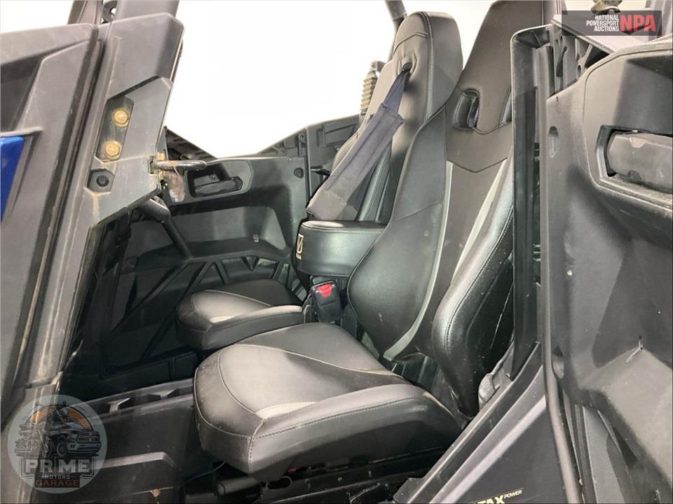 2022 Can-Am COMMANDER MAX XT 1000R — фото 39
