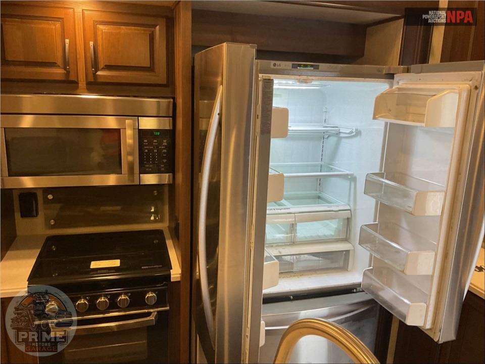 2019 Palomino By Forest River M-383FBC - COMPASS FIFTH WHEEL SERIES — фото 16