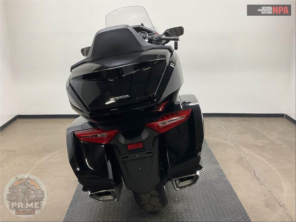 2019 Honda GL1800D GOLDWING TOUR DCT (BLACK) — фото 4