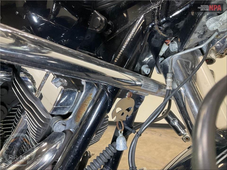 2012 Harley-Davidson FLHRC ROAD KING CLSC — фото 14