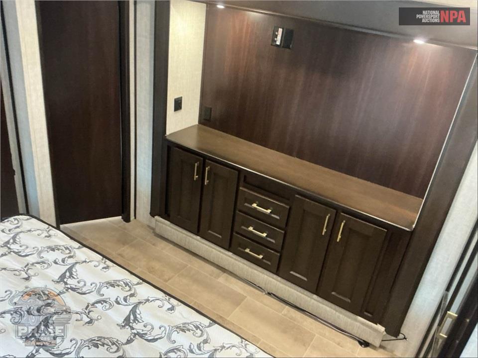 2021 Palomino By Forest River M-389FLC - COLUMBUS FIFTH WHEEL SERIES — фото 13