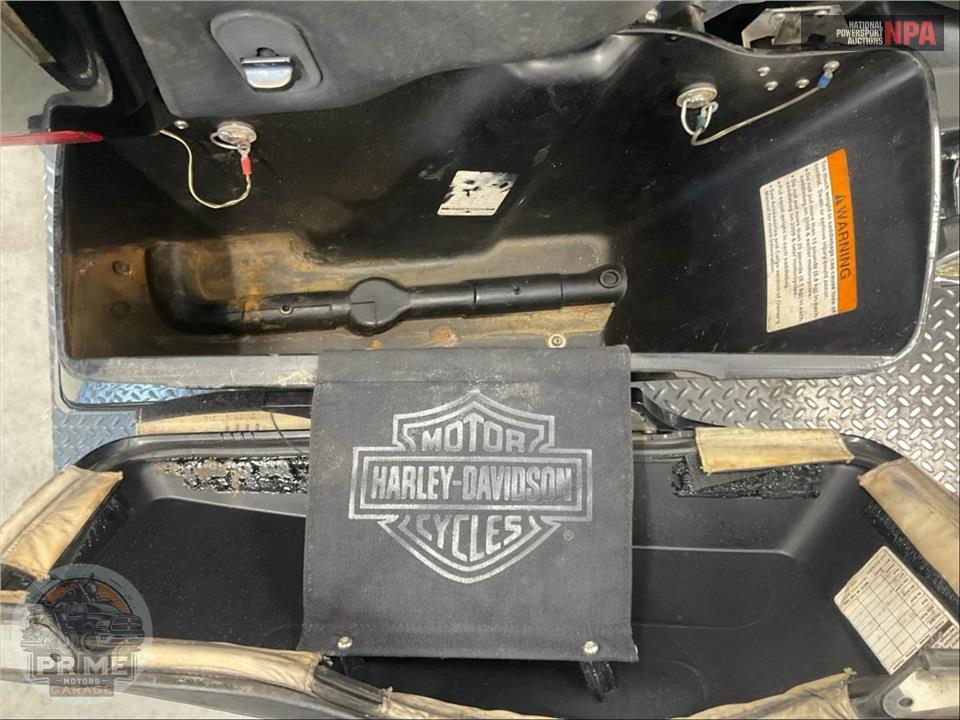 2011 Harley-Davidson FLTRU ROAD GLIDE ULTRA — фото 21