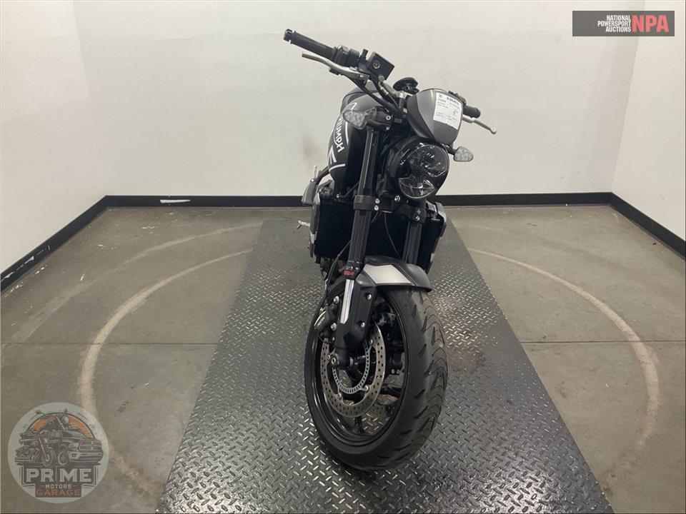 2023 Triumph TRIDENT (BLACK) — фото 2