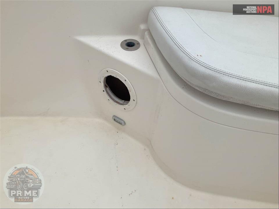 2020 Cobia Boats 220 CC L=22/E=1 150HP YAM OB — фото 38