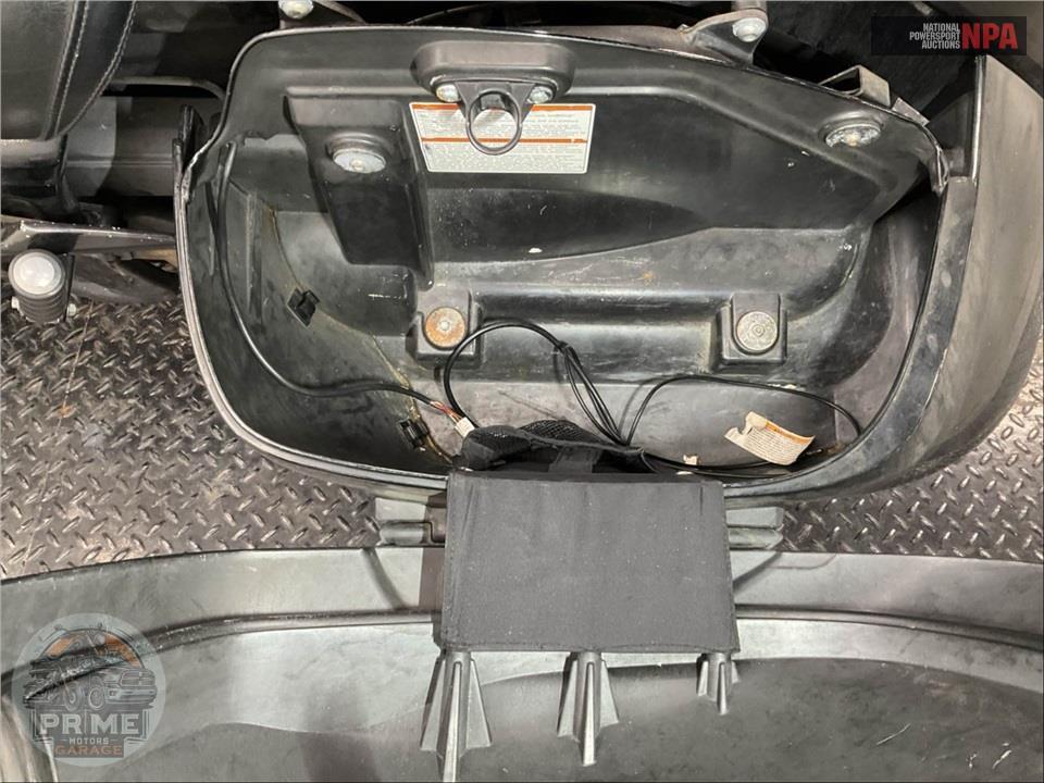 2015 Yamaha XVS13CTFF V STAR 1300 DELUXE (RAVEN) — фото 20
