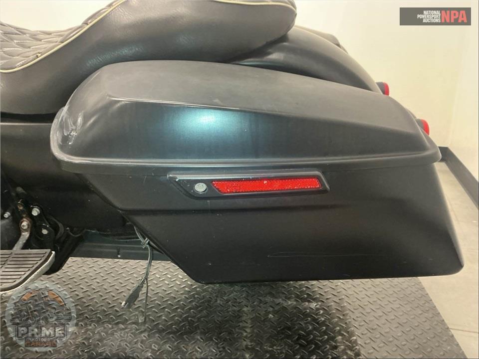 2015 Harley-Davidson FLTRX ROAD GLIDE — фото 25