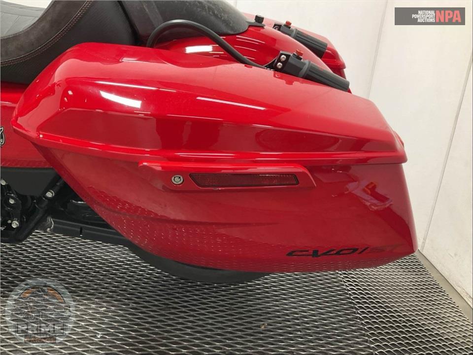 2025 Harley-Davidson FLTRXSTSE CVO ROAD GLIDE ST — фото 19