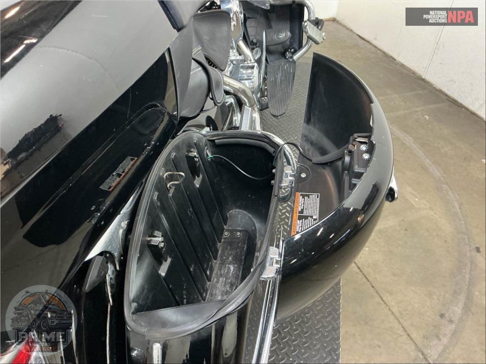 2015 Indian Motorcycle ROADMASTER (BLACK) — фото 30