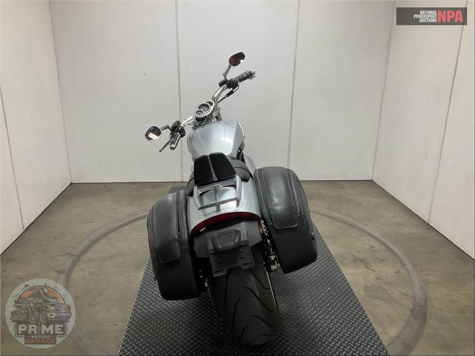 2011 Harley-Davidson VRSCF MUSCLE V-ROD — фото 4