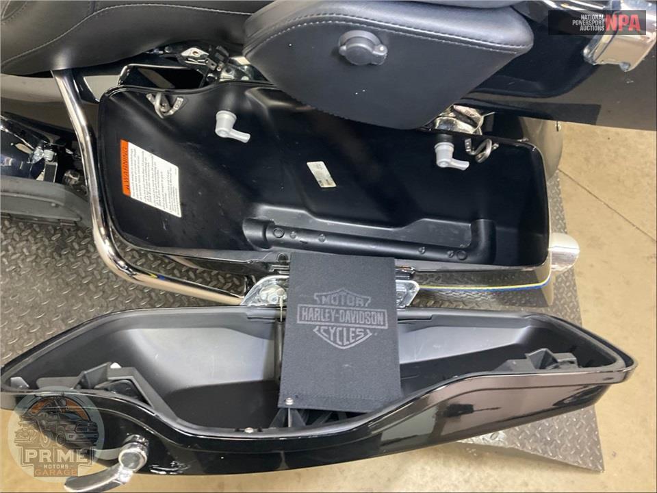 2022 Harley-Davidson FLTRK ROAD GLIDE LIMITED — фото 16