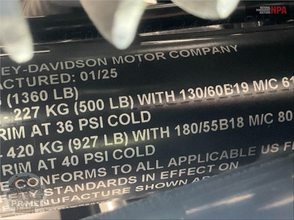 2025 Harley-Davidson FLTRXSE CVO ROAD GLIDE — фото 24
