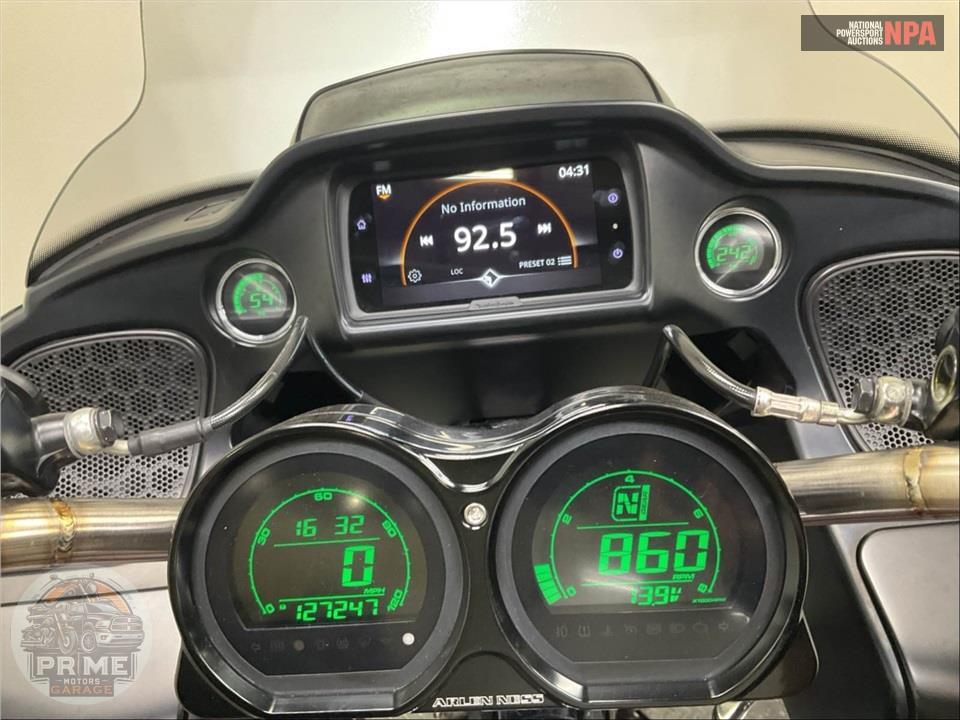 2018 Harley-Davidson FLTRX ROAD GLIDE — фото 5
