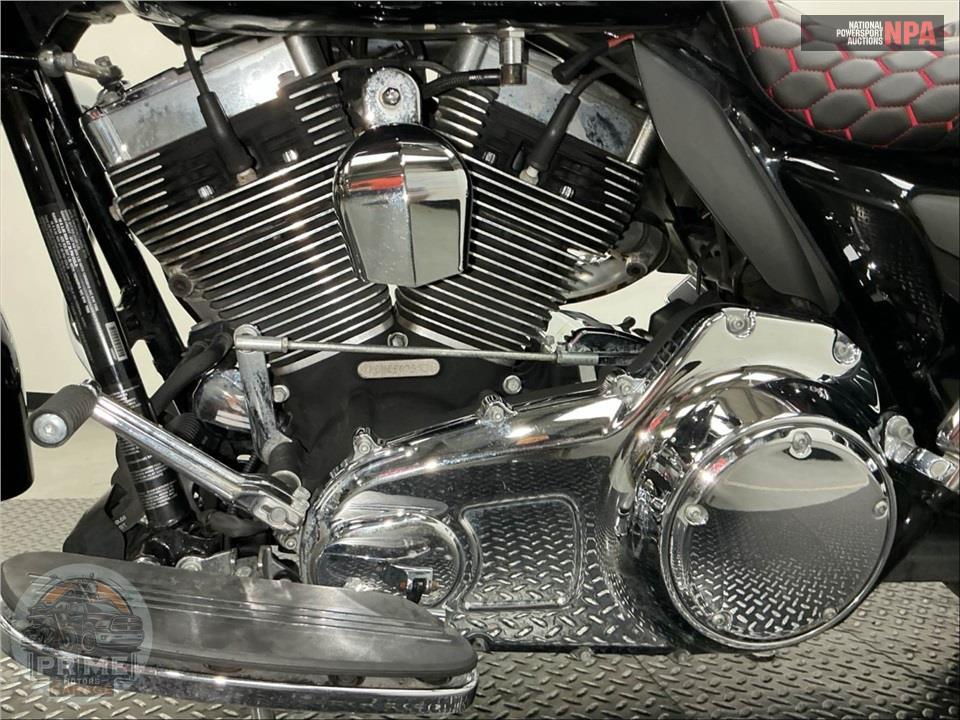 2014 Harley-Davidson FLHX STREET GLIDE — фото 7