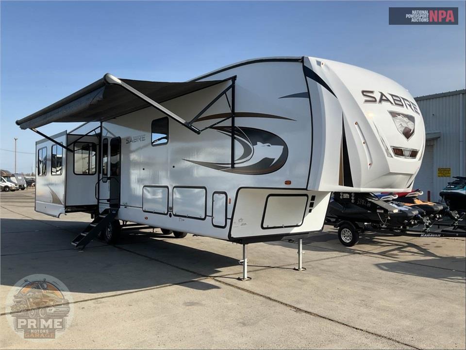 2024 Sabre By Forest River M-38RLH - FIFTH WHEEL SERIES — фото 1