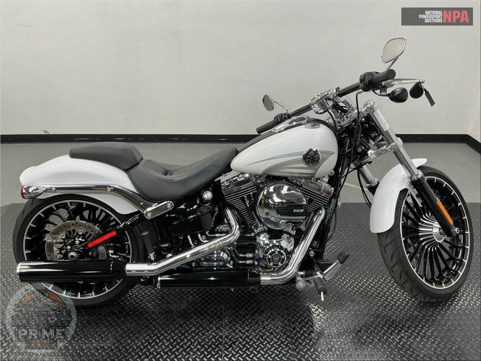 2017 HARLEY-DAVIDSON FXSB BREAKOUT